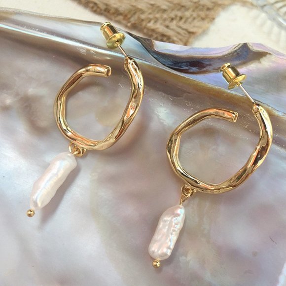 Geometric Shell Pearl Earrings ZB1094791 - Picture 6 of 6